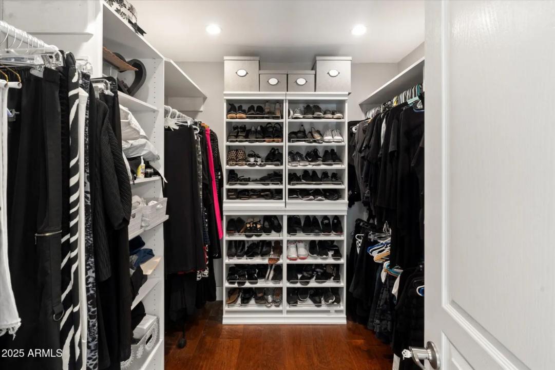 Real Estate Picture 20