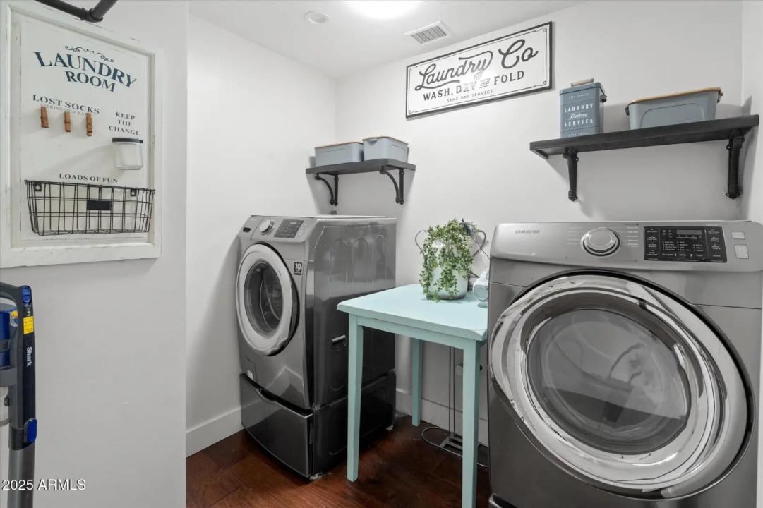 Real Estate Picture 34
