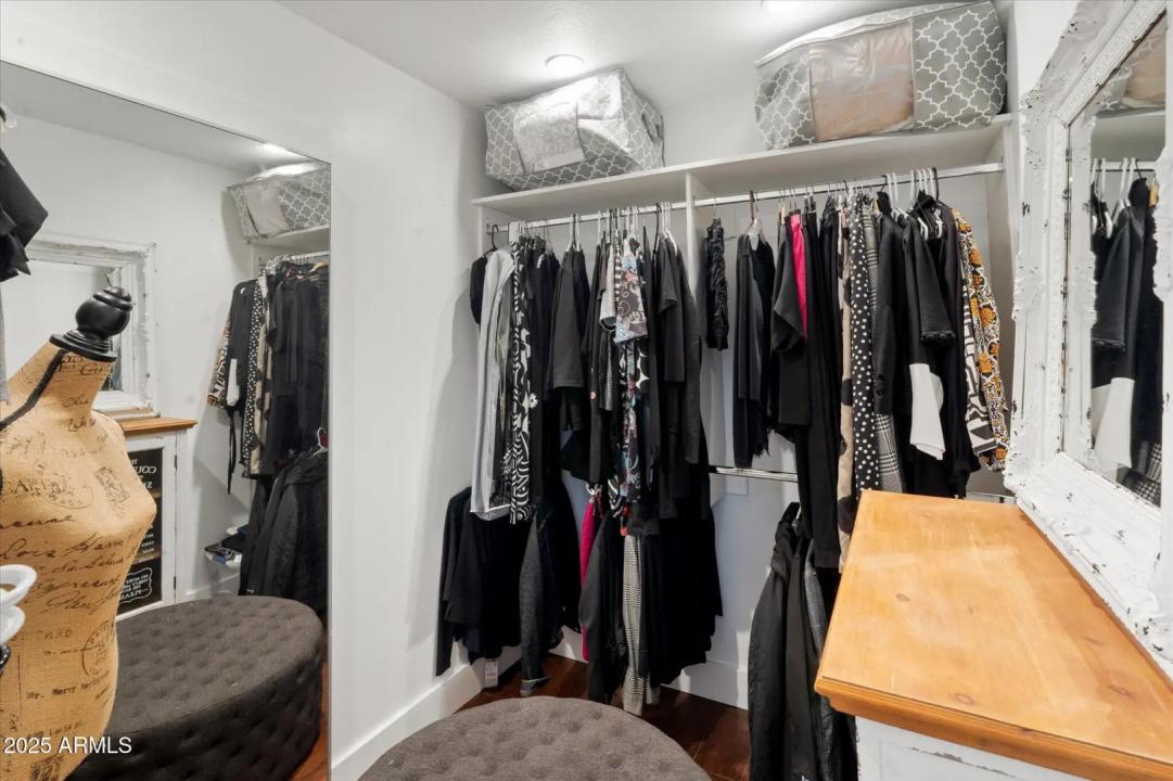 Real Estate Picture 26
