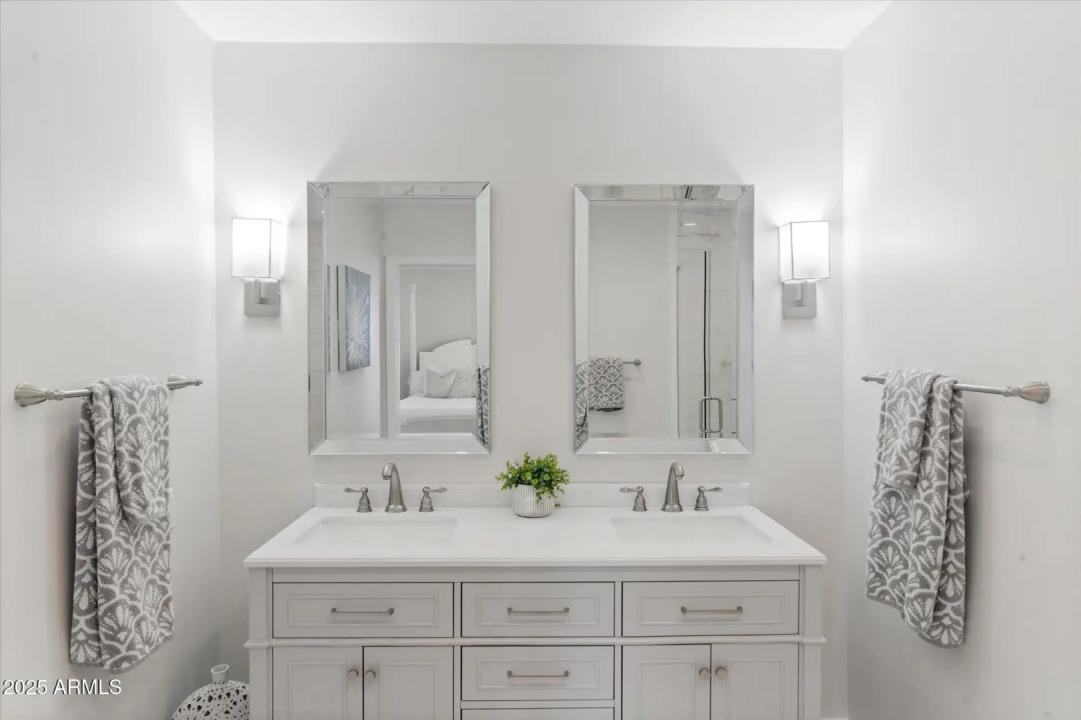 Real Estate Picture 25