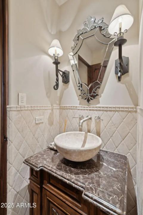 Real Estate Picture 20