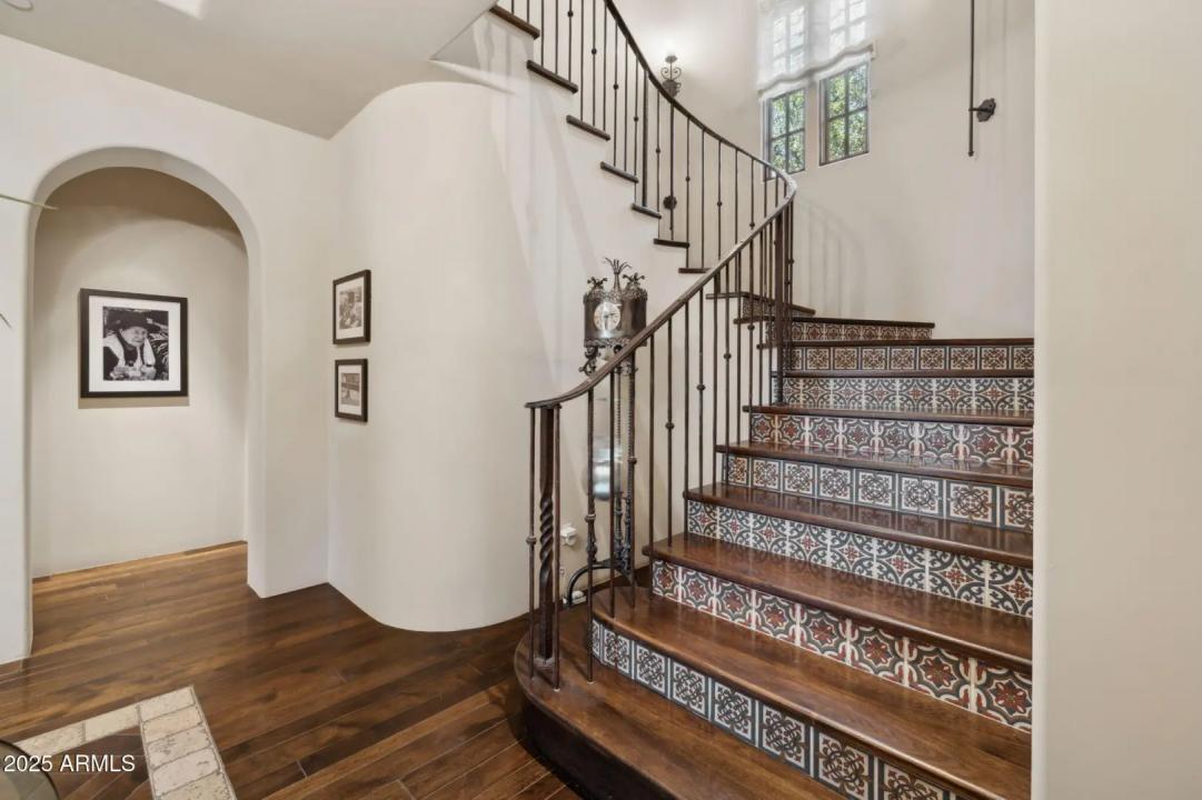 Real Estate Picture 27