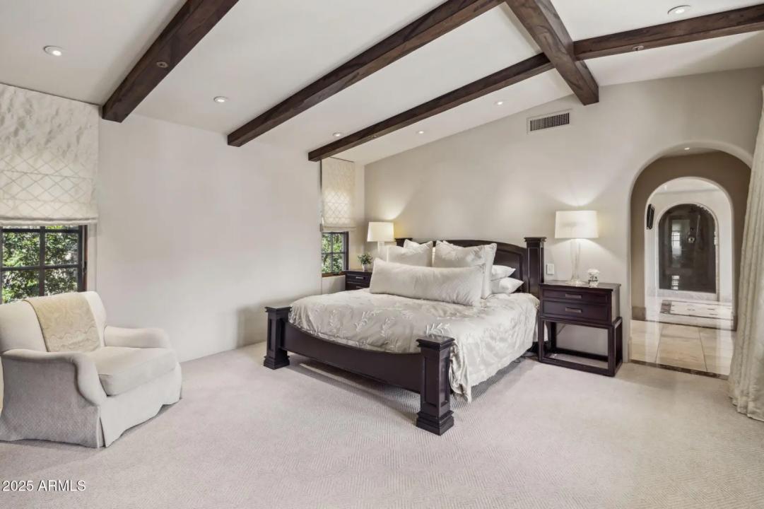 Real Estate Picture 29