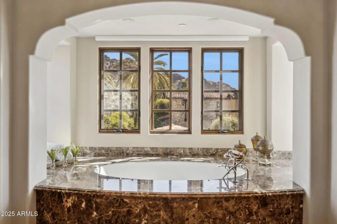 Real Estate Picture 33