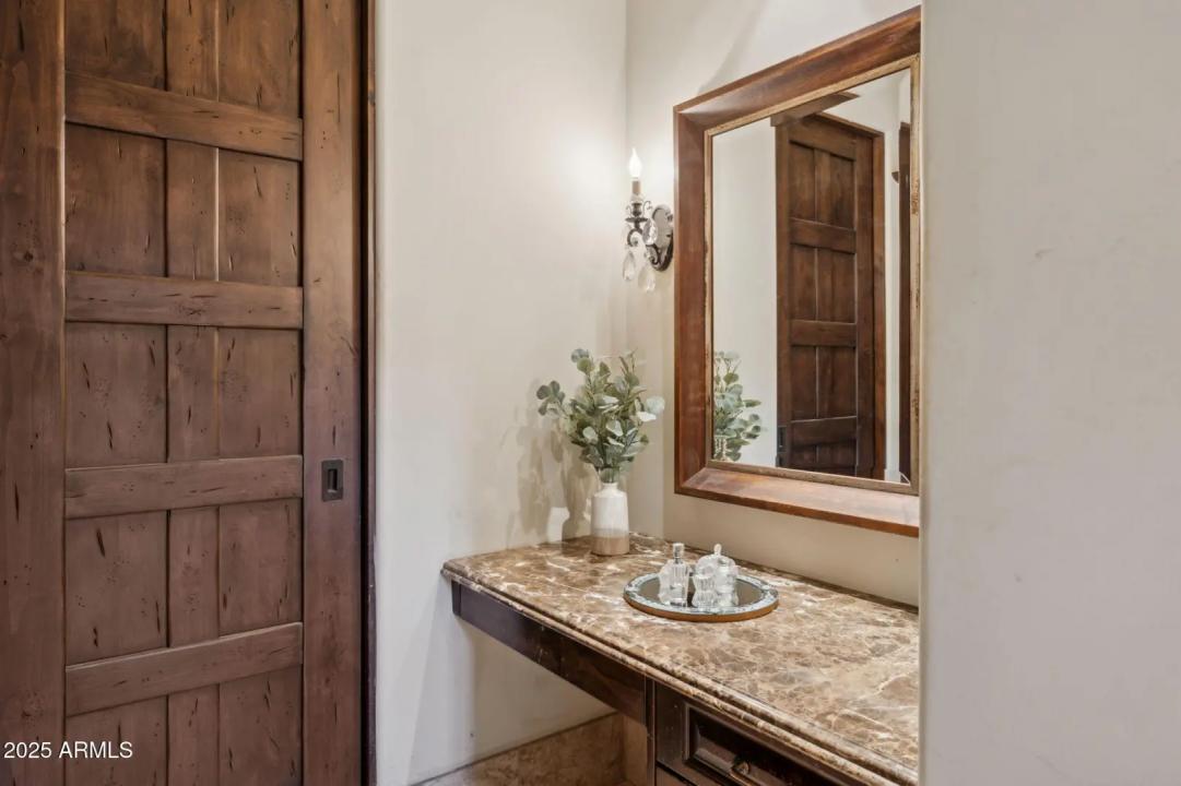 Real Estate Picture 35