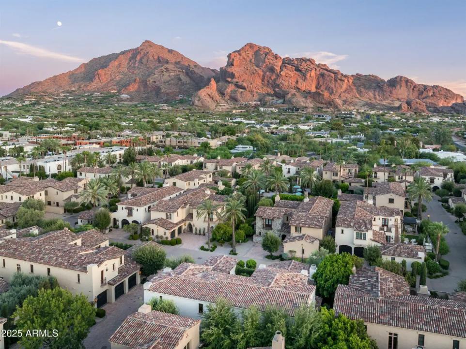 Real Estate Picture 48