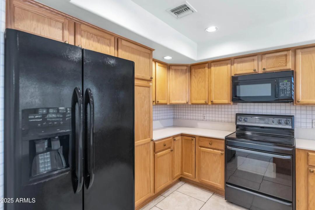 Real Estate Picture 13