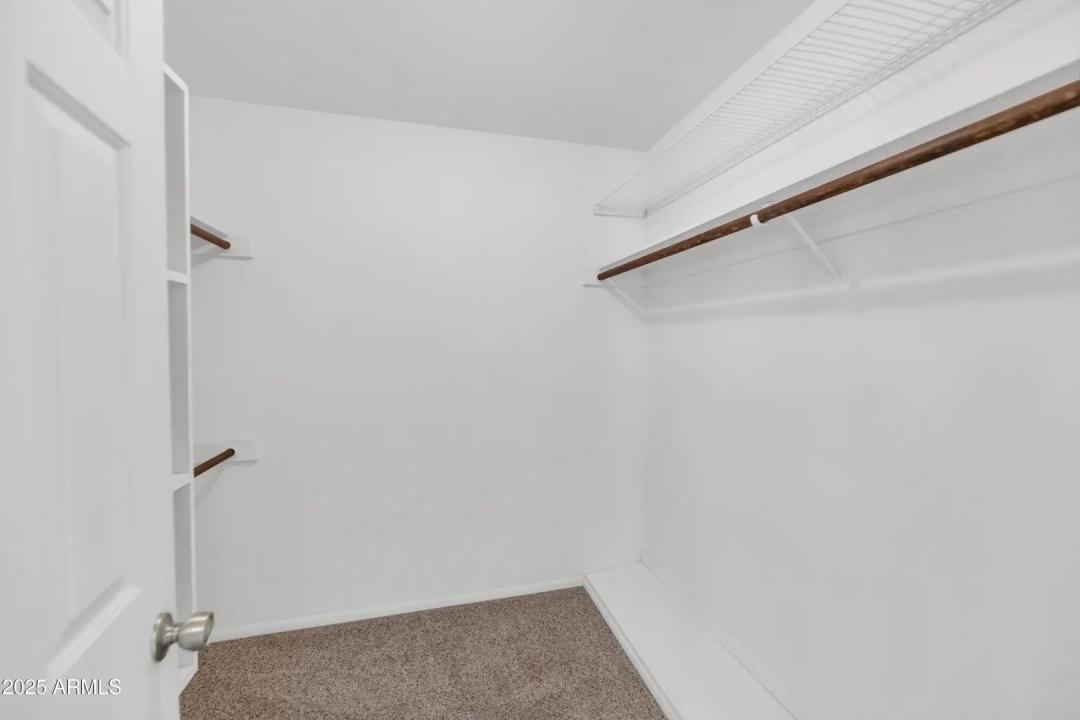 Real Estate Picture 17
