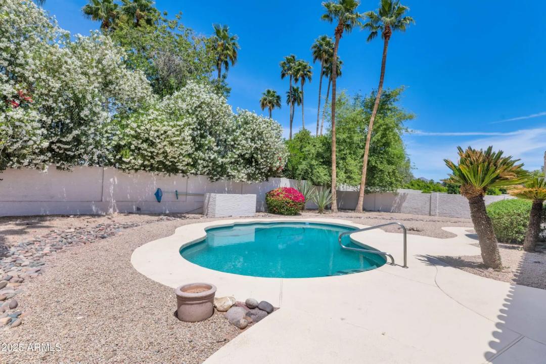 Real Estate Picture 26