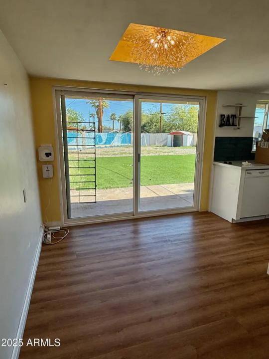 Real Estate Picture 8