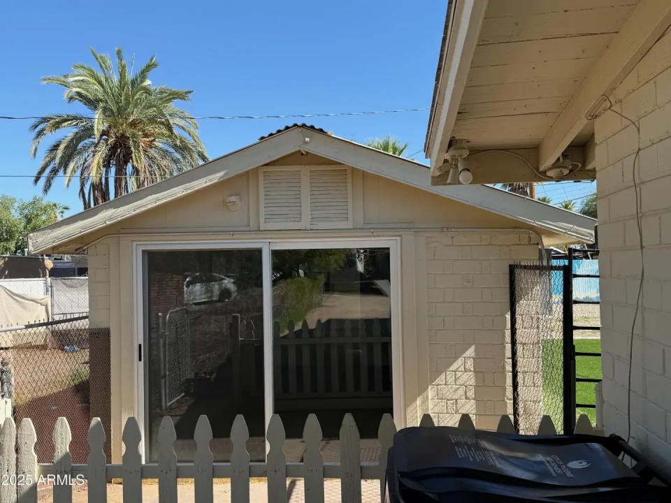 Real Estate Picture 15