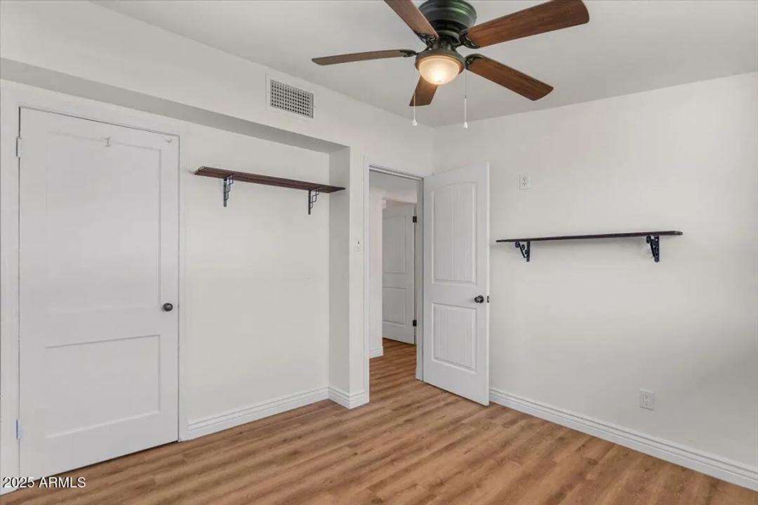 Real Estate Picture 13