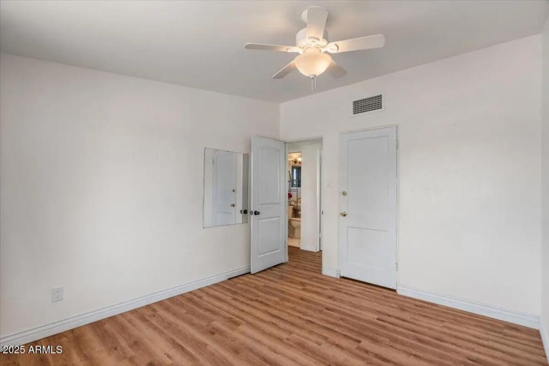 Real Estate Picture 15