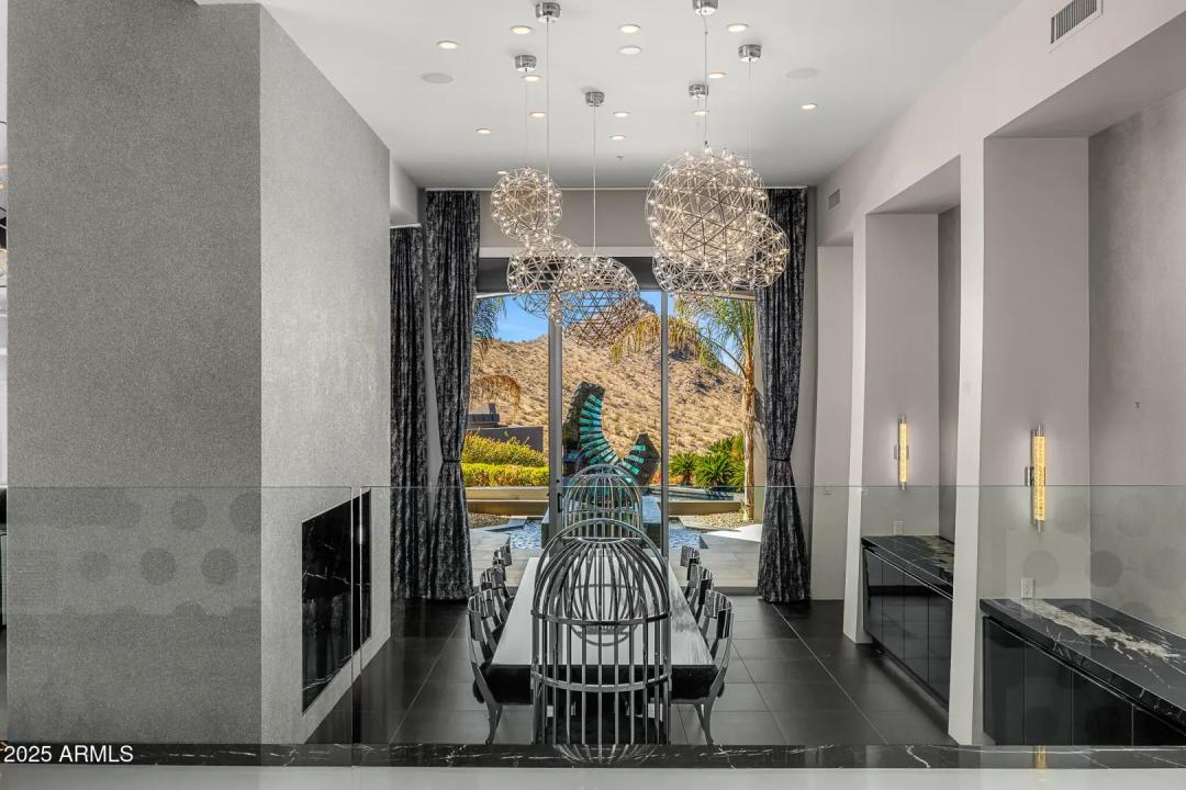 Real Estate Picture 11