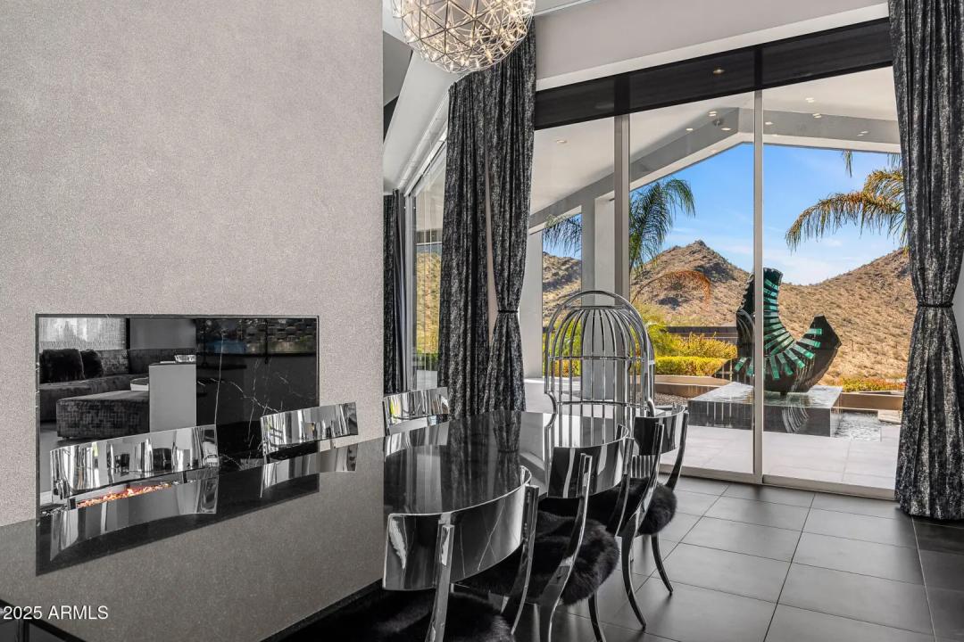 Real Estate Picture 12