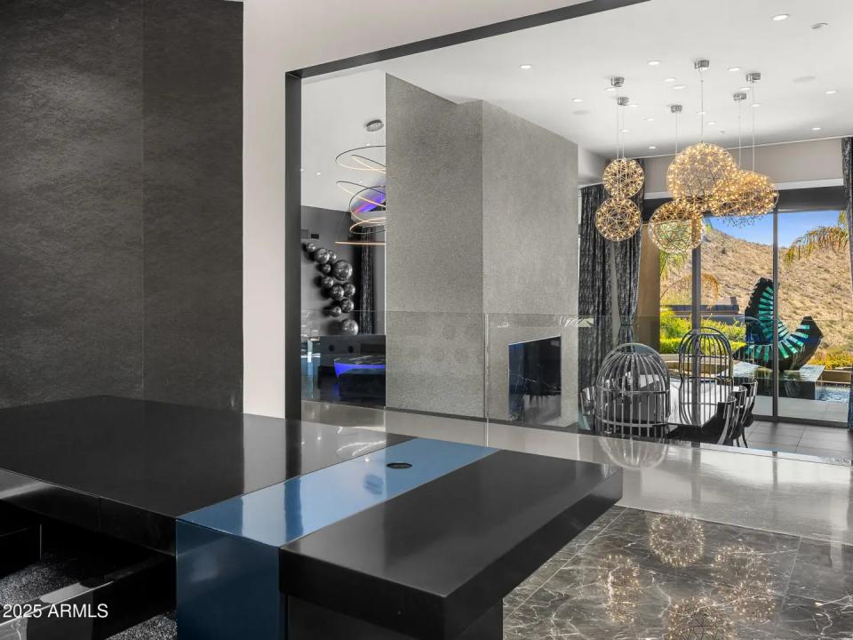 Real Estate Picture 16