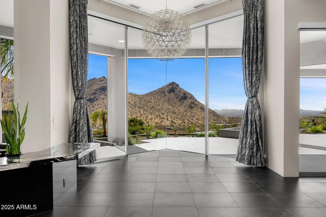 Real Estate Picture 21