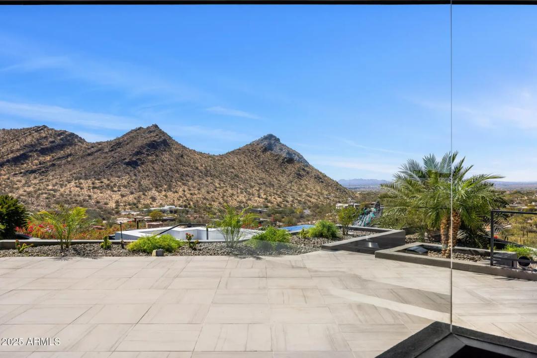 Real Estate Picture 37