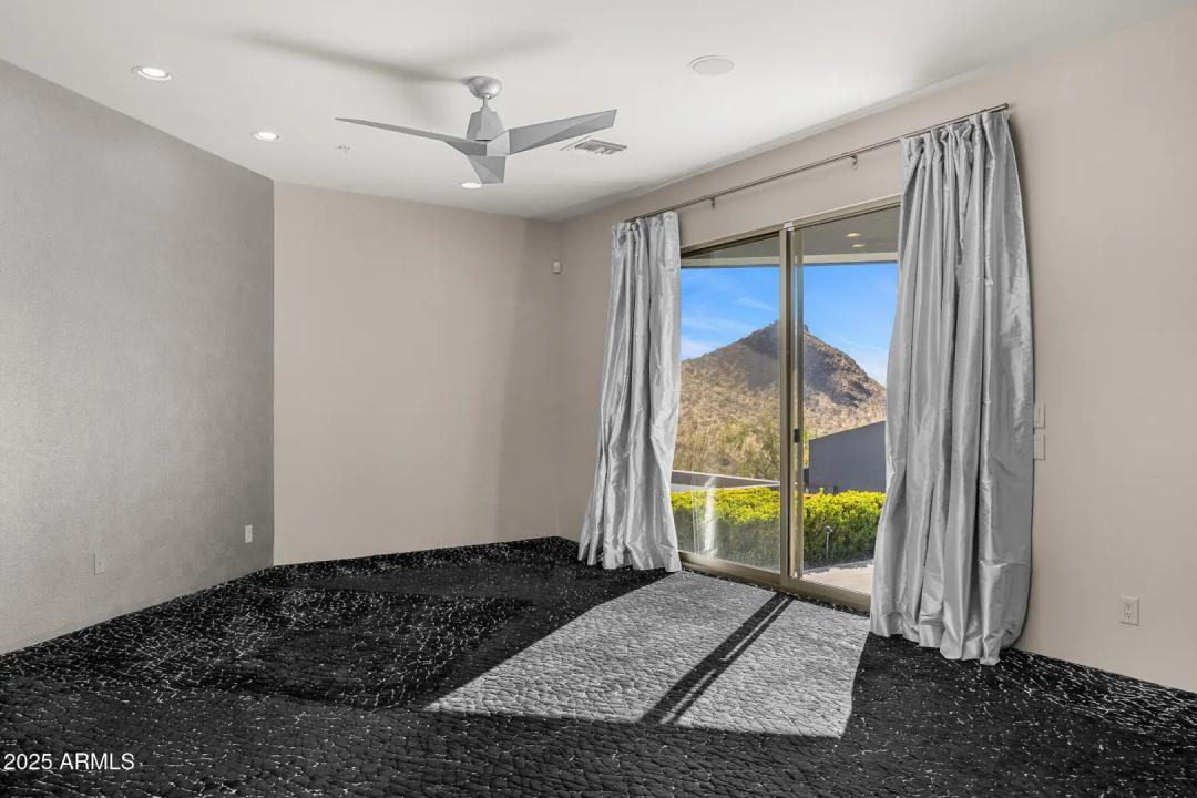 Real Estate Picture 48