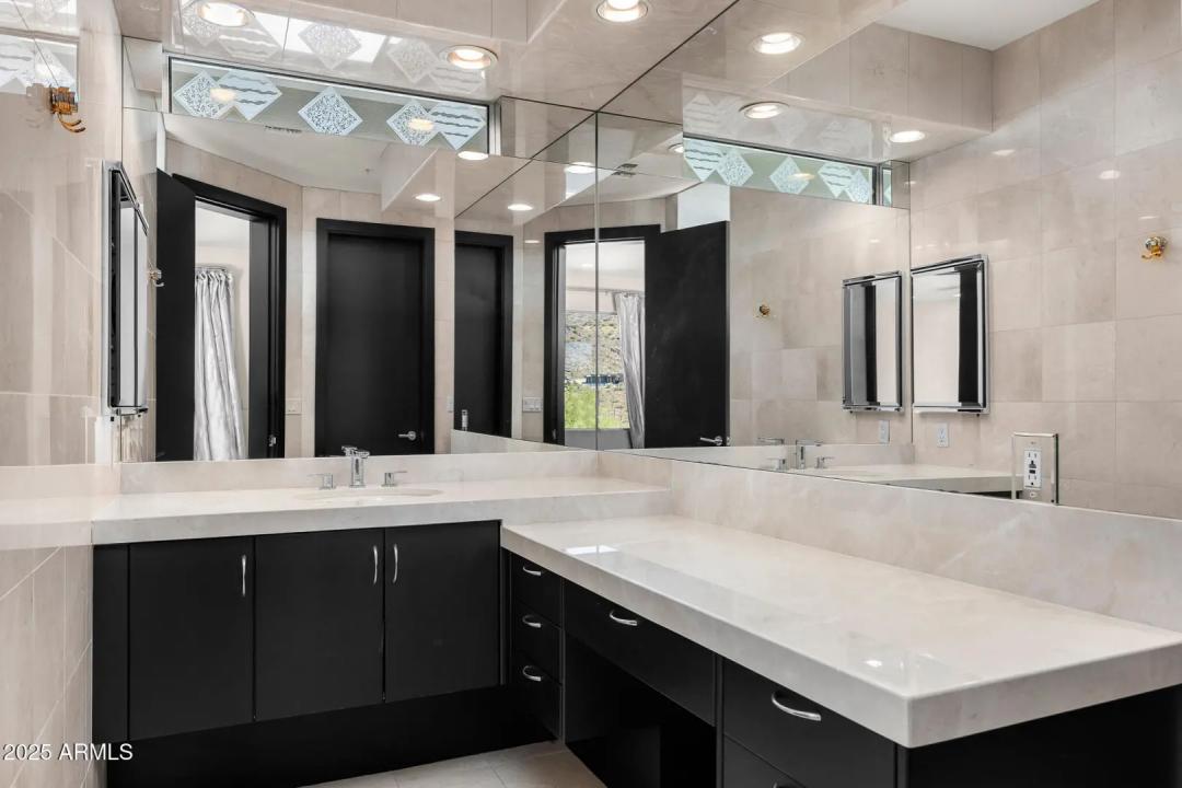 Real Estate Picture 49