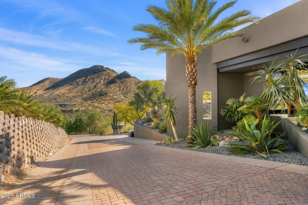 Real Estate Picture 84
