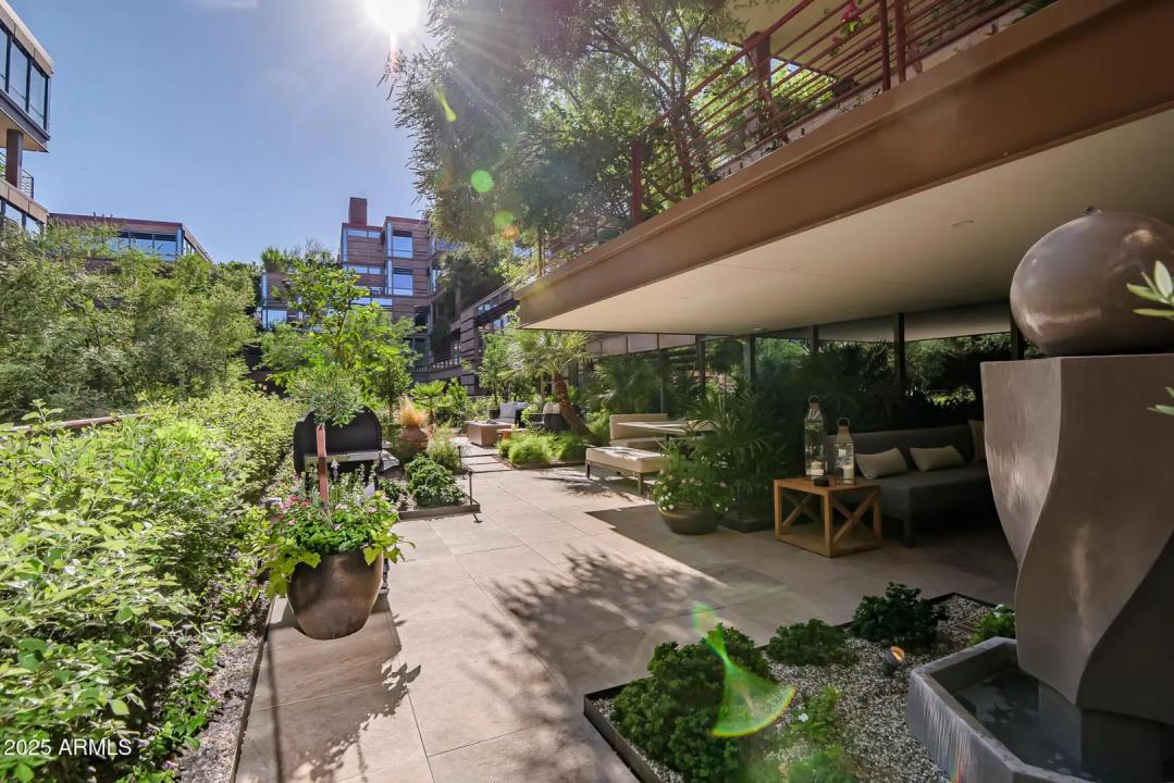 Real Estate Picture 2