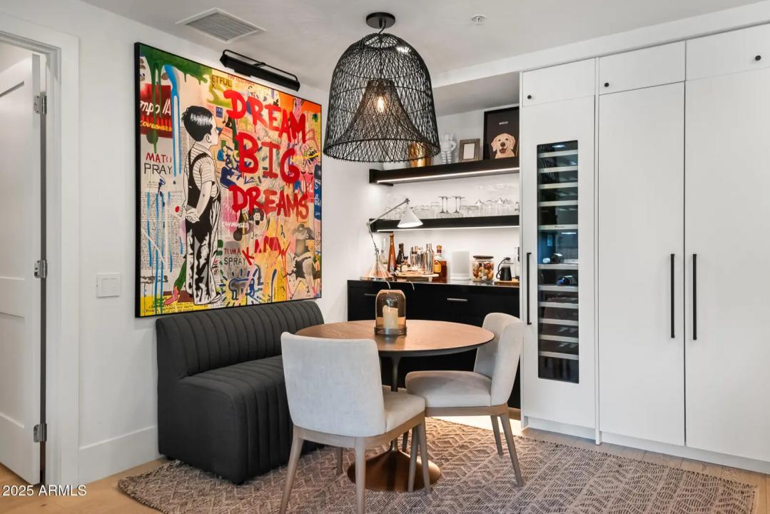 Real Estate Picture 19