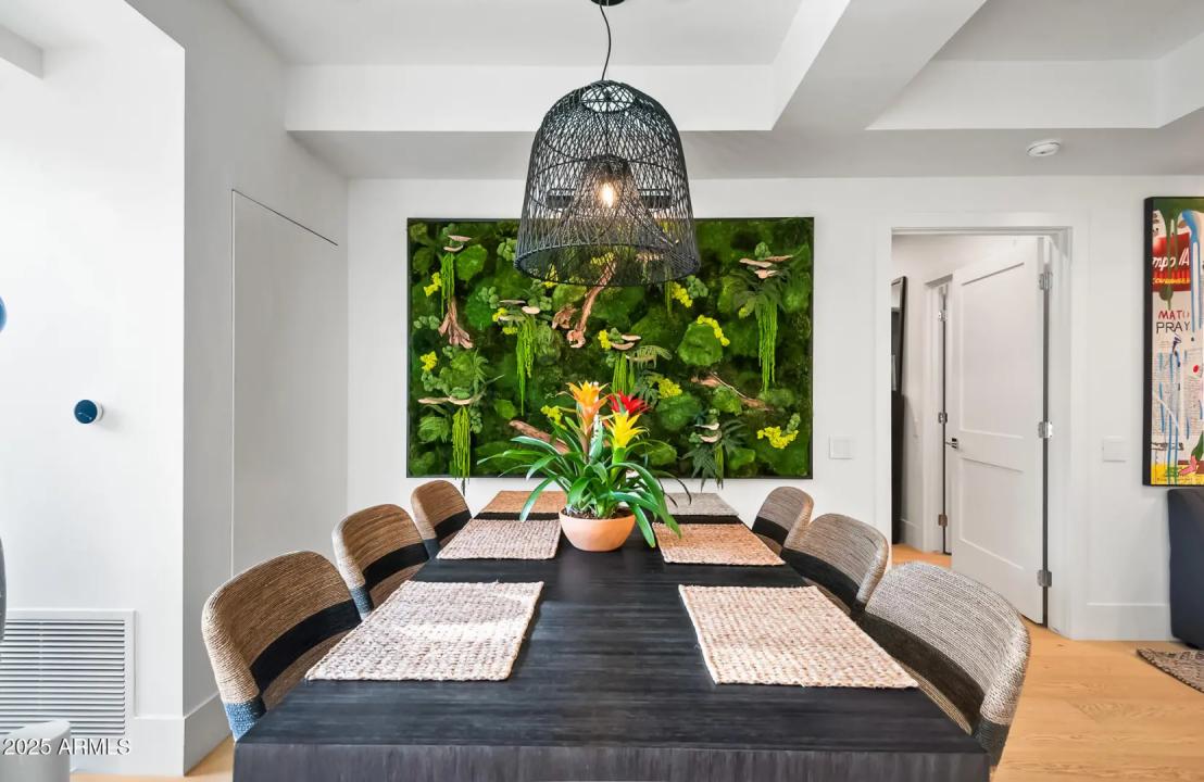Real Estate Picture 22