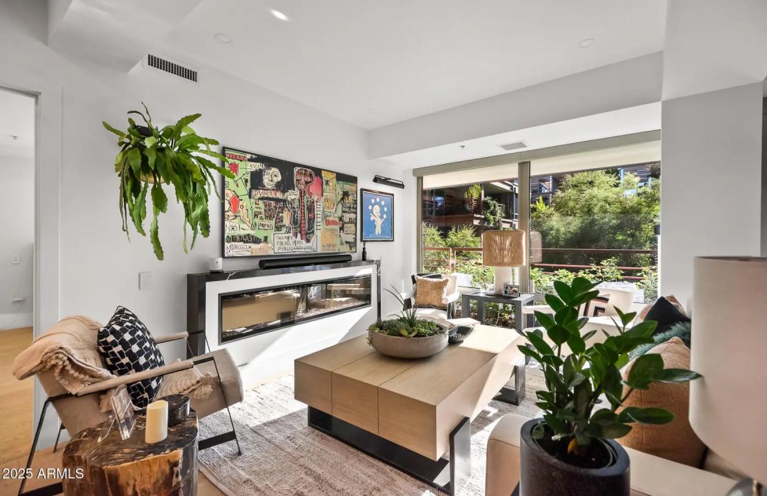 Real Estate Picture 29