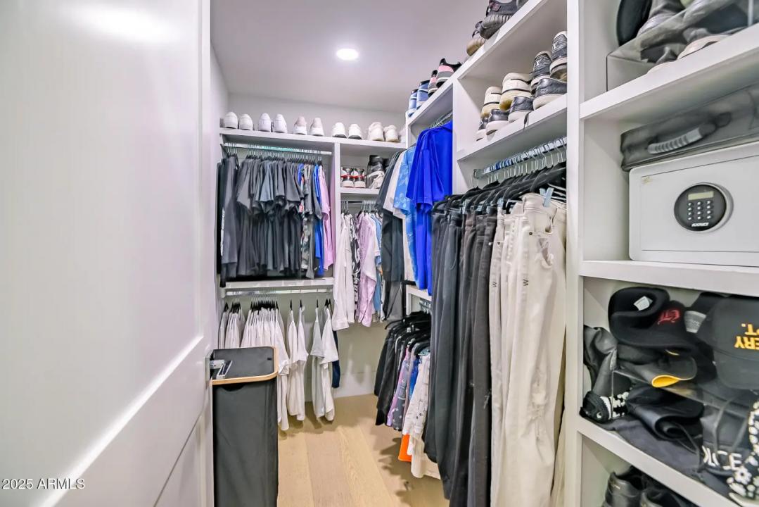 Real Estate Picture 37