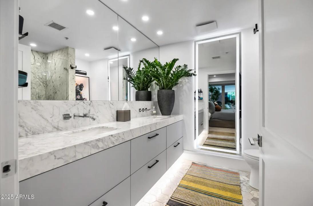 Real Estate Picture 38