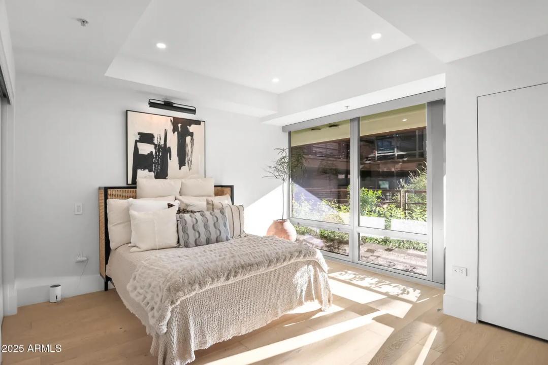 Real Estate Picture 41