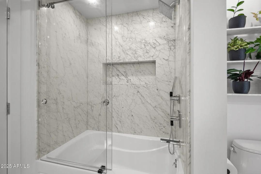 Real Estate Picture 43