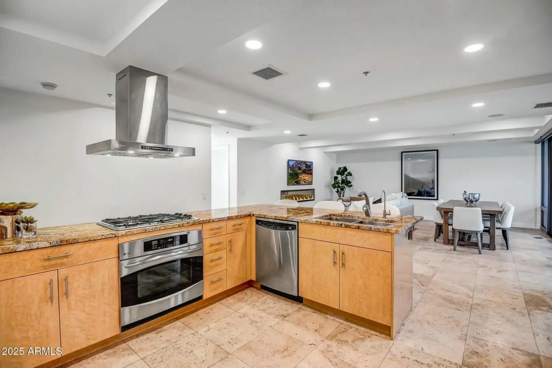 Real Estate Picture 1