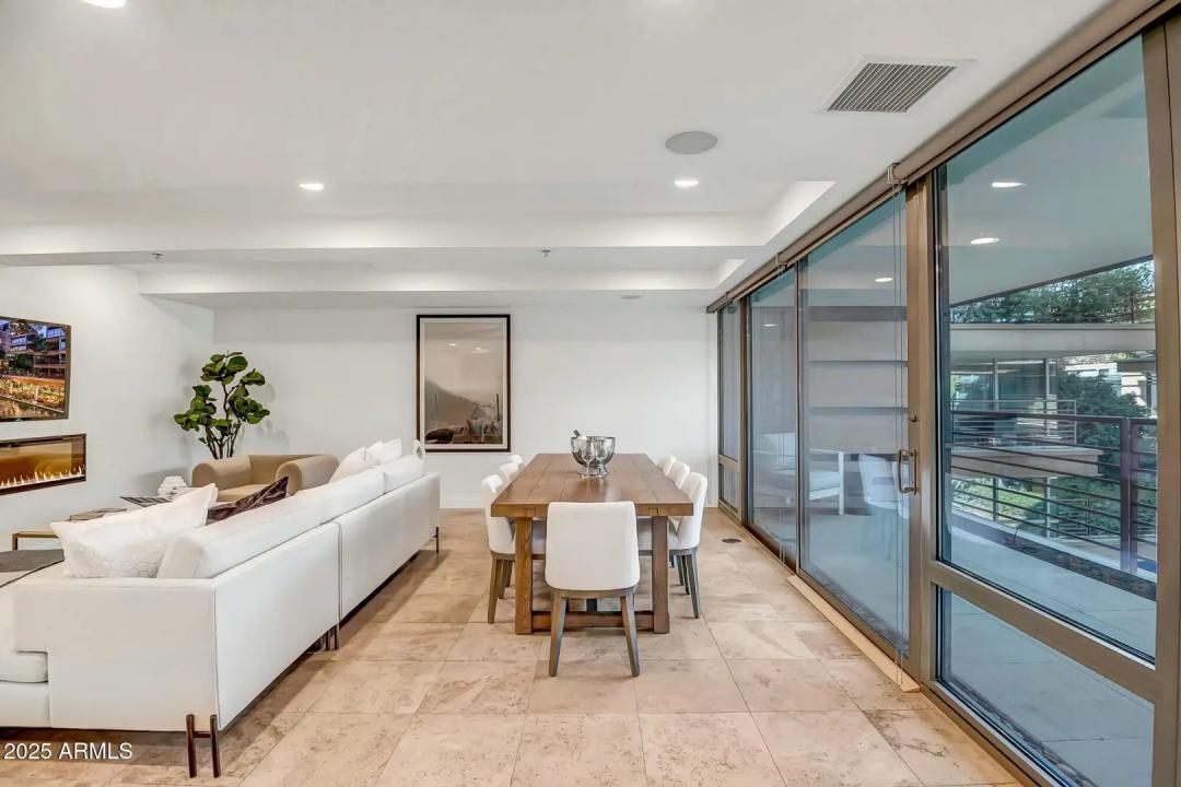 Real Estate Picture 6