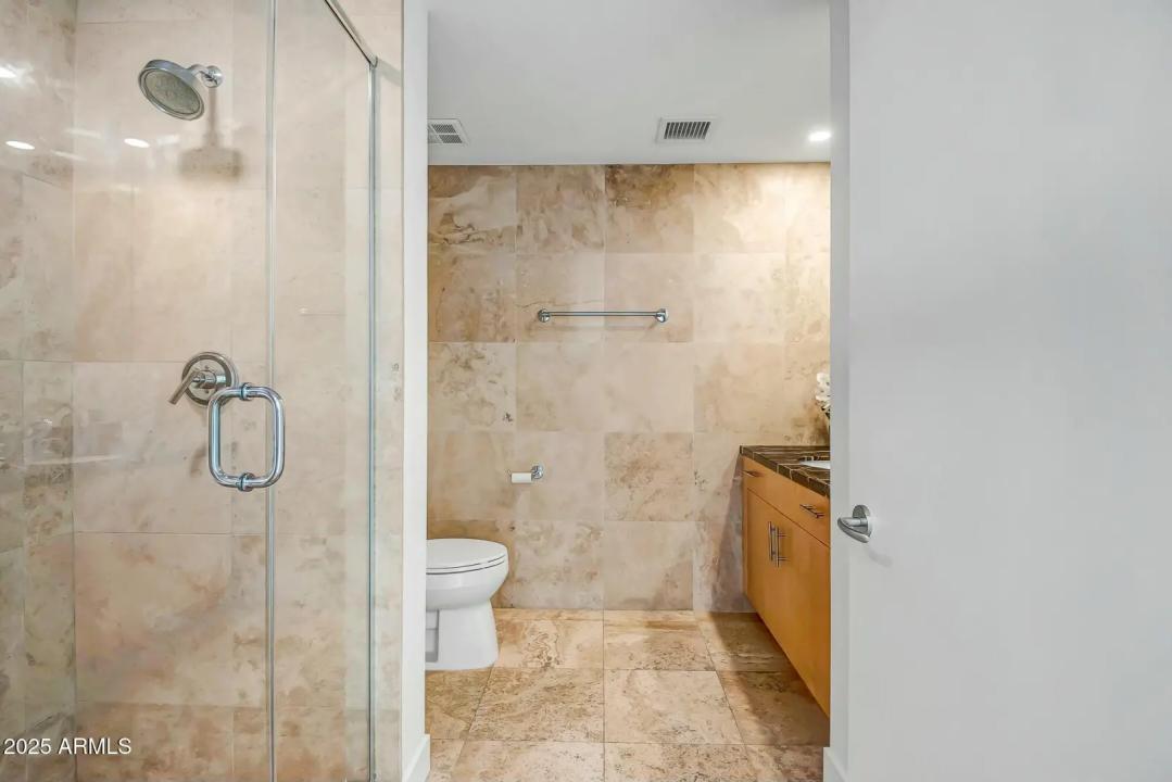 Real Estate Picture 28