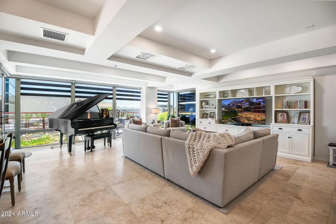 Real Estate Picture 2