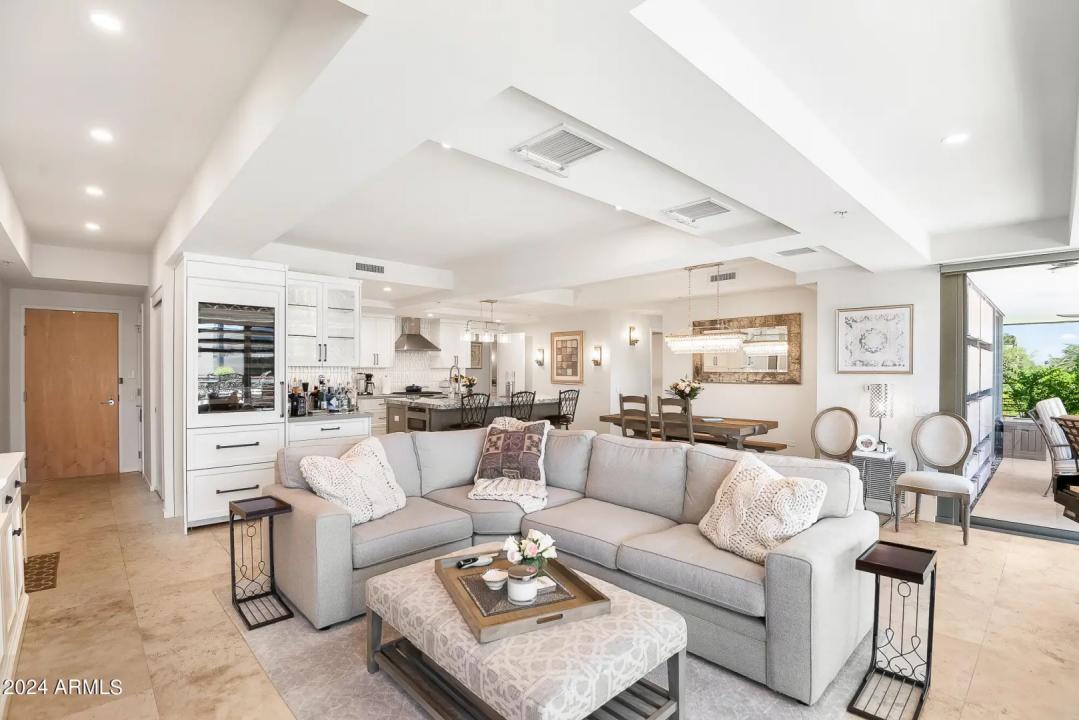 Real Estate Picture 10
