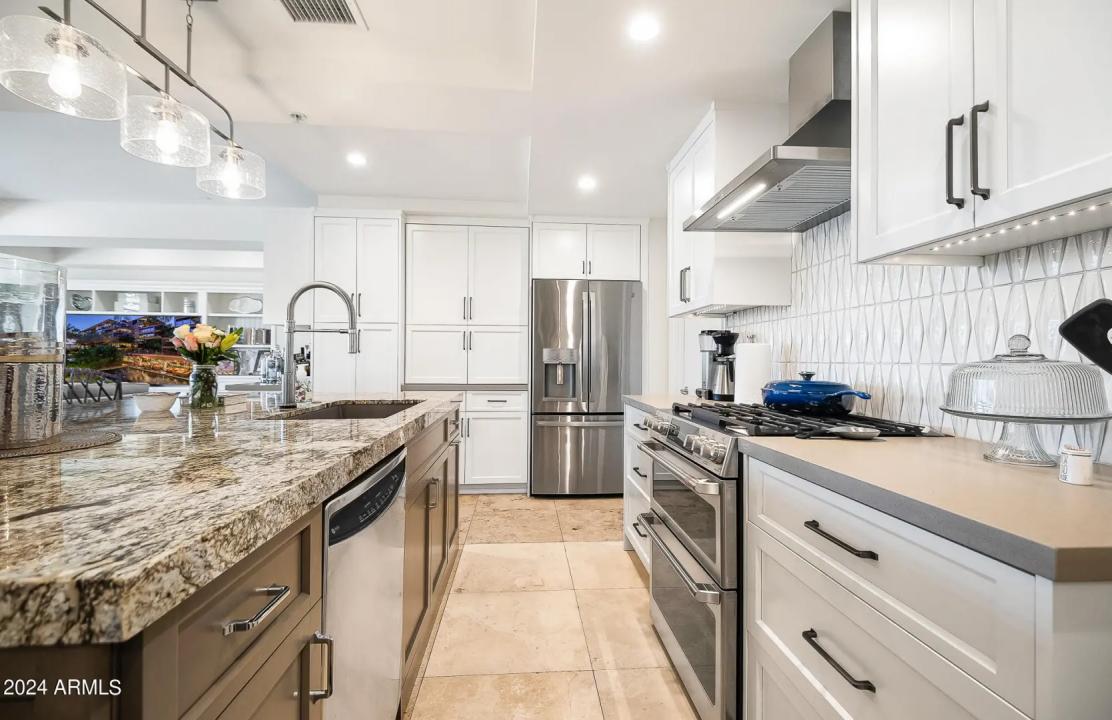 Real Estate Picture 20