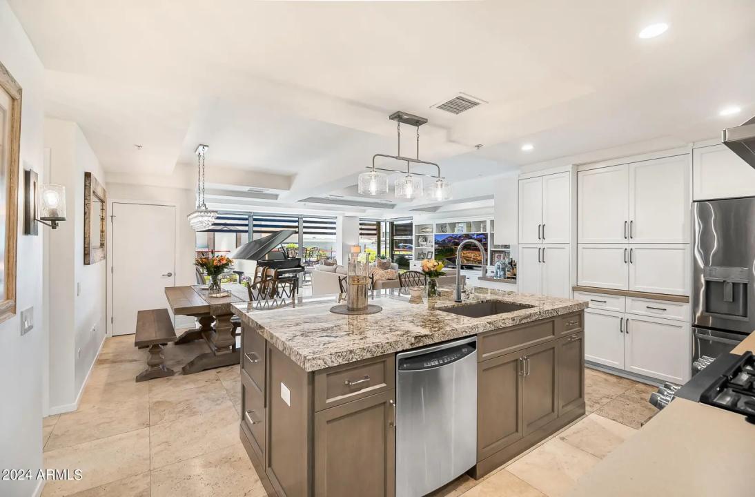 Real Estate Picture 26