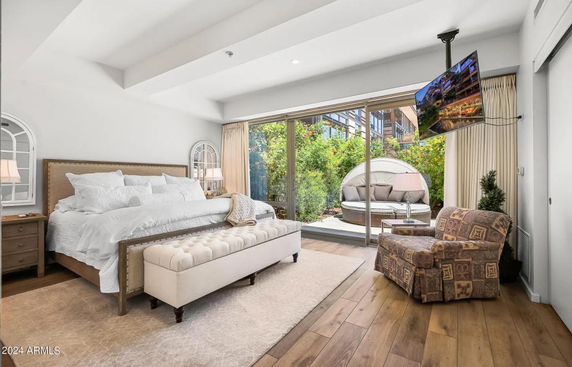 Real Estate Picture 30