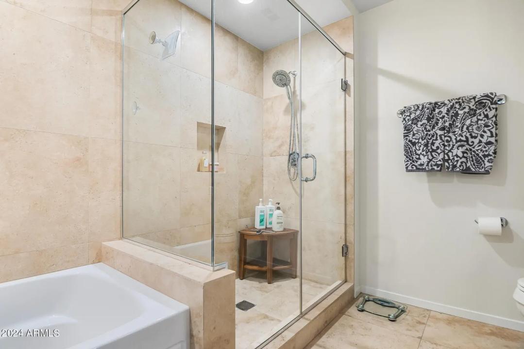 Real Estate Picture 36