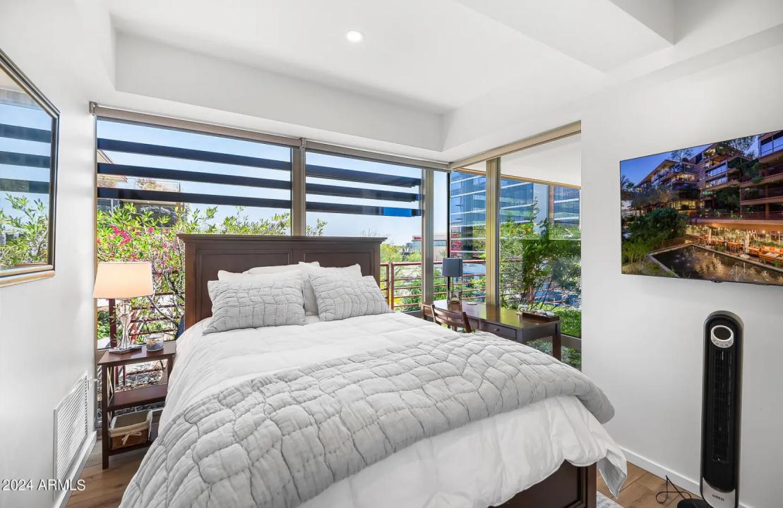 Real Estate Picture 44