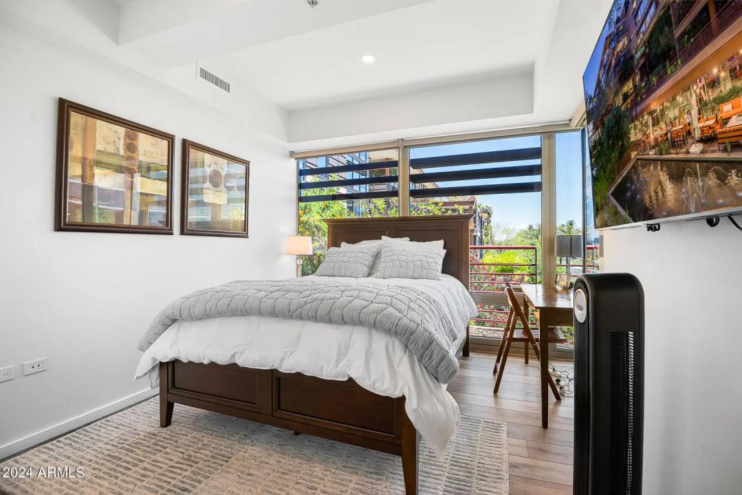 Real Estate Picture 45