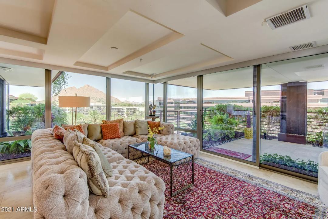 Real Estate Picture 5