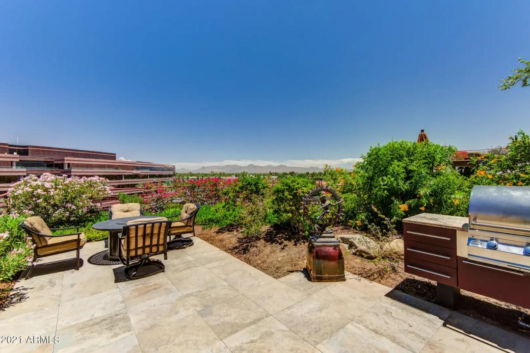 Real Estate Picture 13