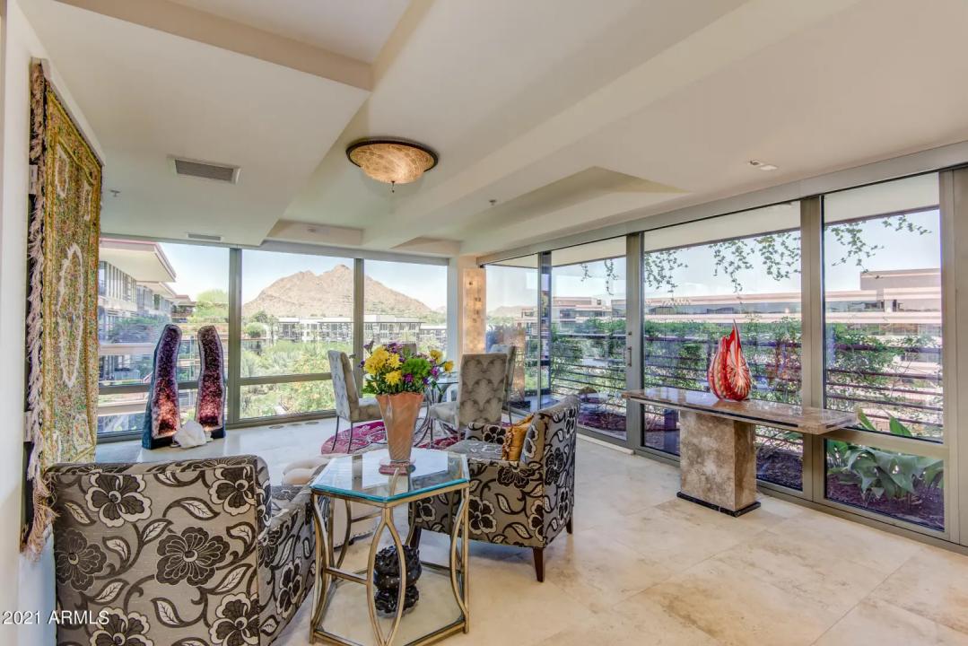 Real Estate Picture 22