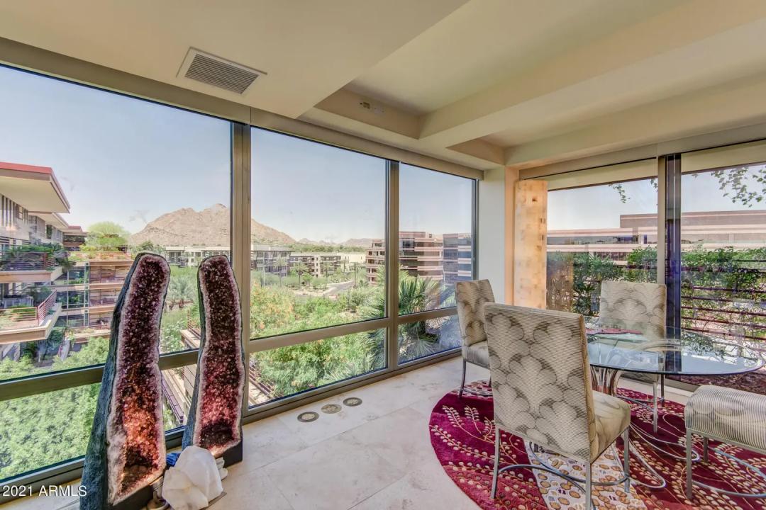 Real Estate Picture 24