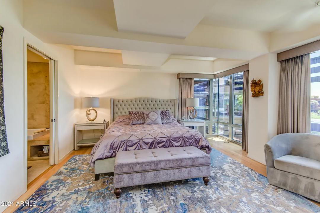 Real Estate Picture 32