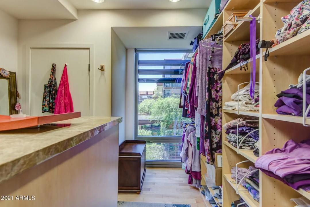 Real Estate Picture 39
